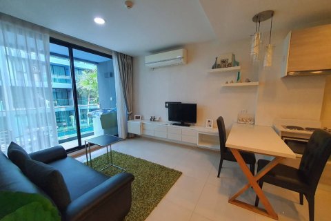 Condominio de 2 dormitorios en Jomtien Beach, Pattaya, Tailandia № 204526 - foto 18