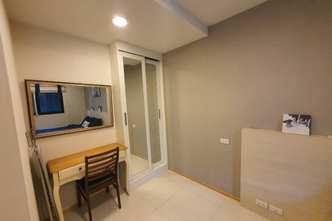 Condominio de 2 dormitorios en Jomtien Beach, Pattaya, Tailandia № 204526 - foto 5