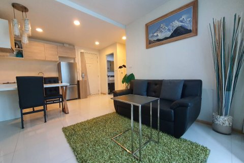 Condominio de 2 dormitorios en Jomtien Beach, Pattaya, Tailandia № 204526 - foto 19