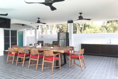 Casa de 3 dormitorios en Pattaya, Tailandia № 54459 - foto 7