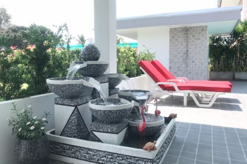 Casa de 3 dormitorios en Pattaya, Tailandia № 54459 - foto 9