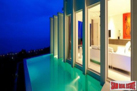 Penthouse in Tha Chang, Thailand 2 bedrooms № 202644