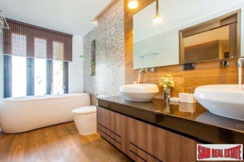 Chalet de 3 dormitorios en Chaweng Beach, Ko Samui, Tailandia № 202642 - foto 3