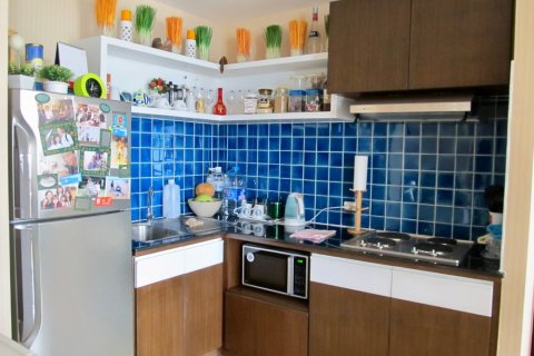 Condo in Chiang Mai, Thailand, 1 bedroom  № 200474 - photo 4