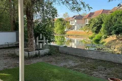 Casa de 4 dormitorios en Chalong, Tailandia № 209637 - foto 2