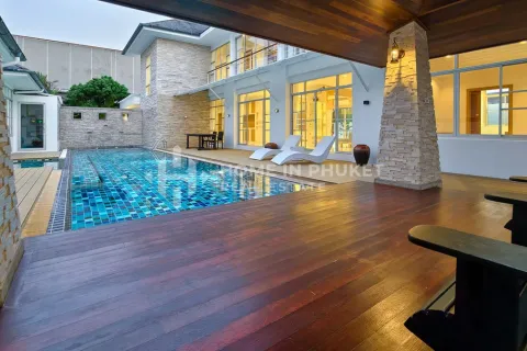 Casa de 5 dormitorios en Chalong, Tailandia № 209634 - foto 4