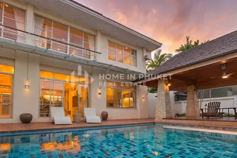 Casa de 5 dormitorios en Chalong, Tailandia № 209634 - foto 2