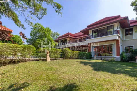 Casa de 5 dormitorios en Phuket, Tailandia № 209636 - foto 4