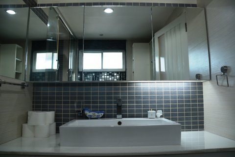 Condominio de 1 dormitorio en Bangkok, Tailandia № 66886 - foto 17