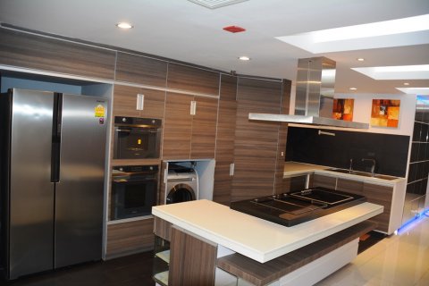 Condominio de 1 dormitorio en Bangkok, Tailandia № 66886 - foto 8
