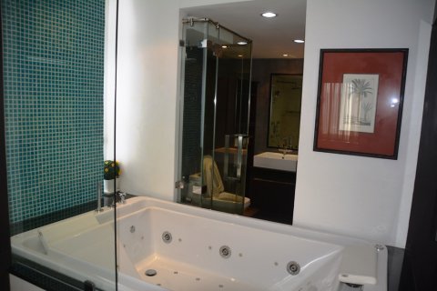 Condominio de 1 dormitorio en Bangkok, Tailandia № 66886 - foto 14