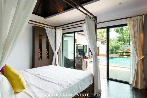Chalet de 3 dormitorios en Surin Beach, Tailandia № 179830 - foto 3
