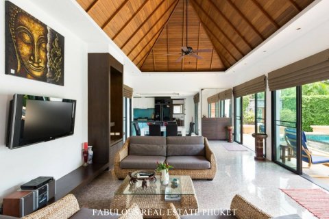 Chalet de 3 dormitorios en Surin Beach, Tailandia № 179830 - foto 5