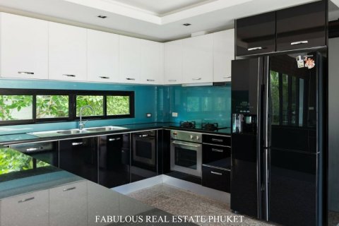 Chalet de 3 dormitorios en Surin Beach, Tailandia № 179830 - foto 9