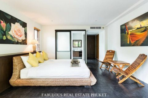Chalet de 3 dormitorios en Surin Beach, Tailandia № 179830 - foto 8