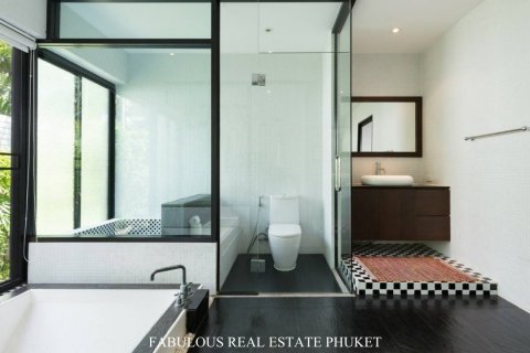 Chalet de 3 dormitorios en Surin Beach, Tailandia № 179830 - foto 10