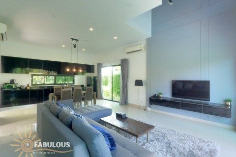 Chalet de 2 dormitorios en Rawai, Tailandia № 179826 - foto 12