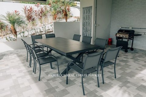 Villa in Kamala, Thailand 6 Schlafzimmer № 179828 - Foto 28
