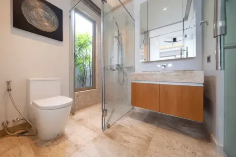 Chalet de 4 dormitorios en Phuket, Tailandia № 159014 - foto 17