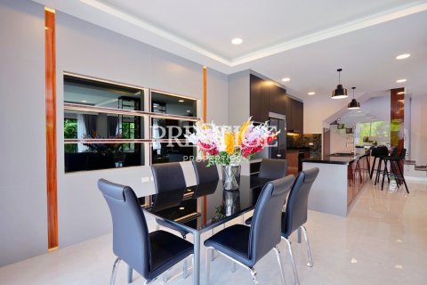 บ้านในพัทยา, ประเทศไทย 4 ห้องนอน № 197637 - รูปถ่าย 9