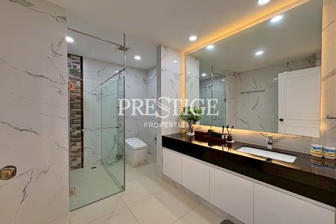 Condominio de 5 dormitorios en Pattaya, Tailandia № 197635 - foto 22