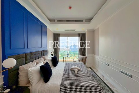 Condominio de 5 dormitorios en Pattaya, Tailandia № 197635 - foto 18