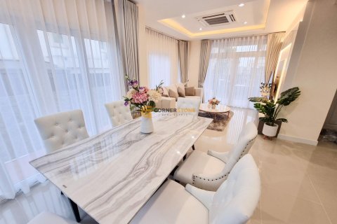 Estudio en Pattaya, Tailandia № 117402 - foto 8