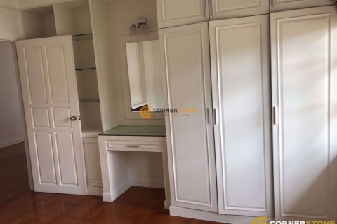 Estudio en Pattaya, Tailandia № 180337 - foto 25