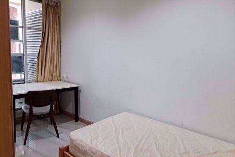 Condo à Khlong Toei, Bangkok, Thaïlande, 2 chambres № 47981 - photo 8