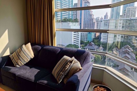 Condo à Khlong Toei, Bangkok, Thaïlande, 2 chambres № 47981 - photo 2