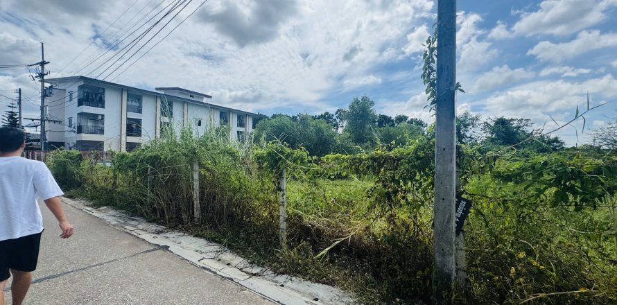 Terrain à Rayong, Thaïlande 3200 m2 № 163516