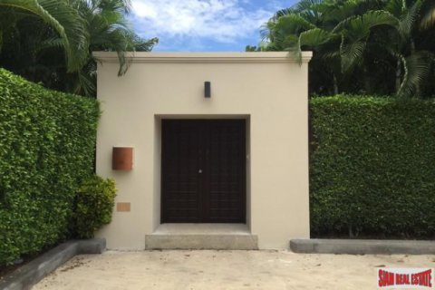 Propriété commerciale à Pattaya, Thaïlande 220 m2 № 194045 - photo 5