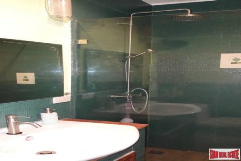 Chalet de 3 dormitorios en Chiang Mai, Tailandia № 194048 - foto 4