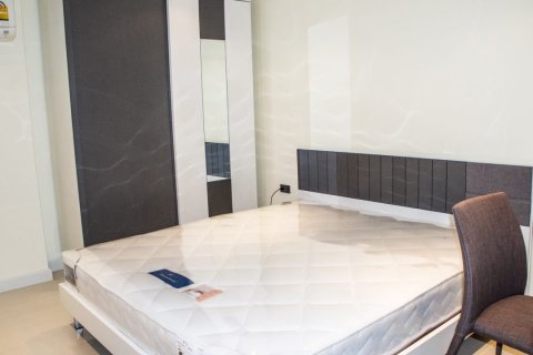 Condominio de 1 dormitorio en Bangkok, Tailandia № 65852 - foto 4
