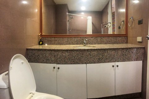 Condominio de 2 dormitorios en Bangkok, Tailandia № 65849 - foto 13