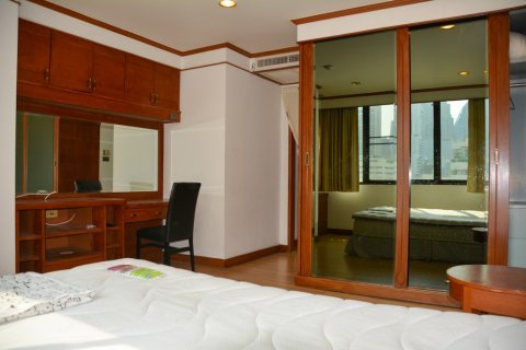 Condominio de 2 dormitorios en Bangkok, Tailandia № 65849 - foto 11