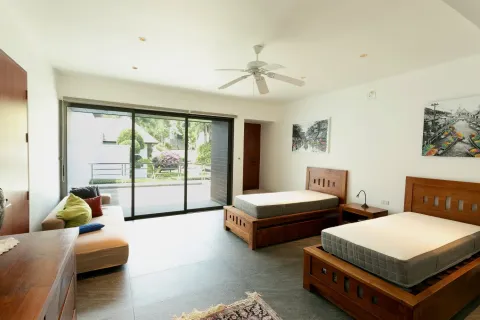Casa de 4 dormitorios en Bang Tao, Tailandia № 153836 - foto 12