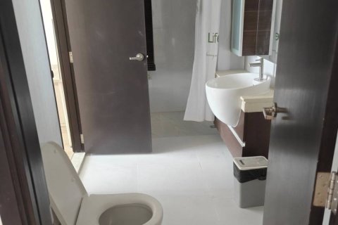 Condo in Bangkok, Thailand, 2 bedrooms № 151014 - photo 7