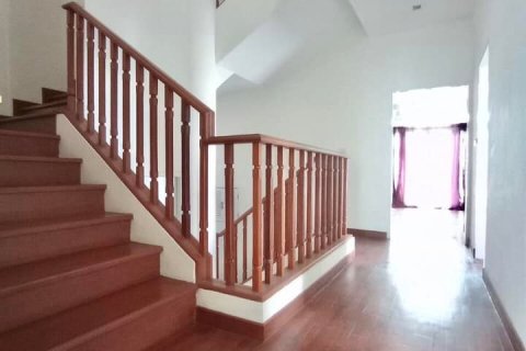 Casa de 4 dormitorios en Bangkok, Tailandia № 157532 - foto 7