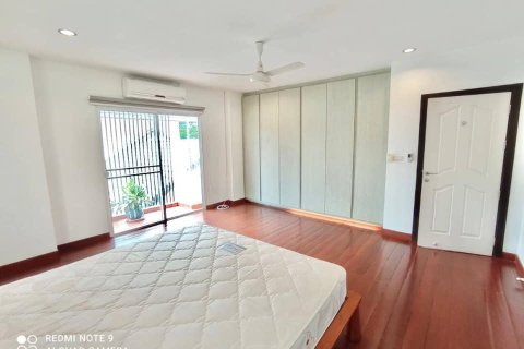 Casa de 4 dormitorios en Bangkok, Tailandia № 157527 - foto 12
