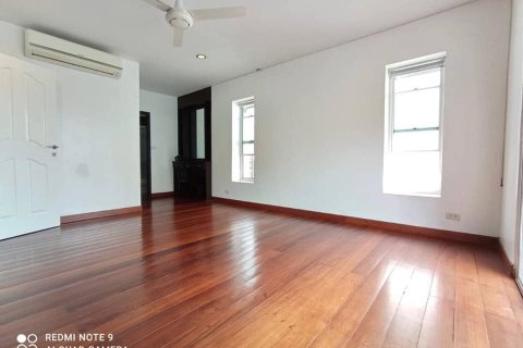 Casa de 4 dormitorios en Bangkok, Tailandia № 157527 - foto 7