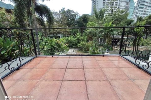 Casa de 4 dormitorios en Bangkok, Tailandia № 157527 - foto 15