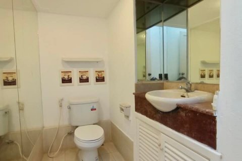 Haus in Bangkok, Thailand 6 Schlafzimmer № 157529 - Foto 14