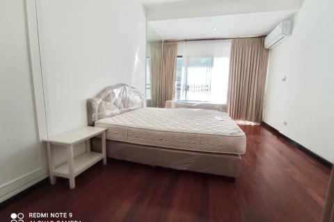 Haus in Bangkok, Thailand 6 Schlafzimmer № 157529 - Foto 12