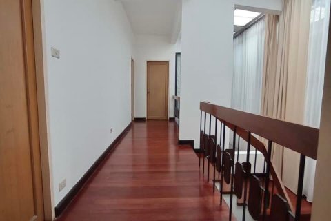 Haus in Bangkok, Thailand 6 Schlafzimmer № 157529 - Foto 7