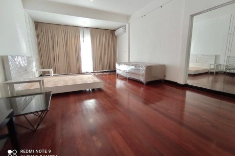 Haus in Bangkok, Thailand 6 Schlafzimmer № 157529 - Foto 13