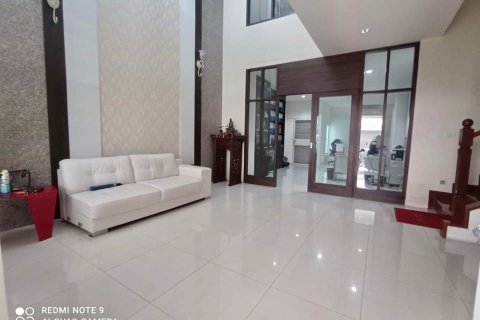 Haus in Bangkok, Thailand 3 Schlafzimmer № 157530 - Foto 20