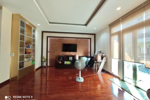Haus in Bangkok, Thailand 3 Schlafzimmer № 157530 - Foto 12