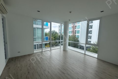 Apartamento de 3 dormitorios en Hua Hin, Tailandia № 194773 - foto 8