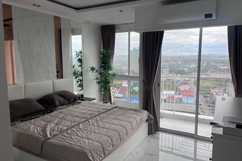 Apartment in Pattaya, Thailand 3 rooms № 159866